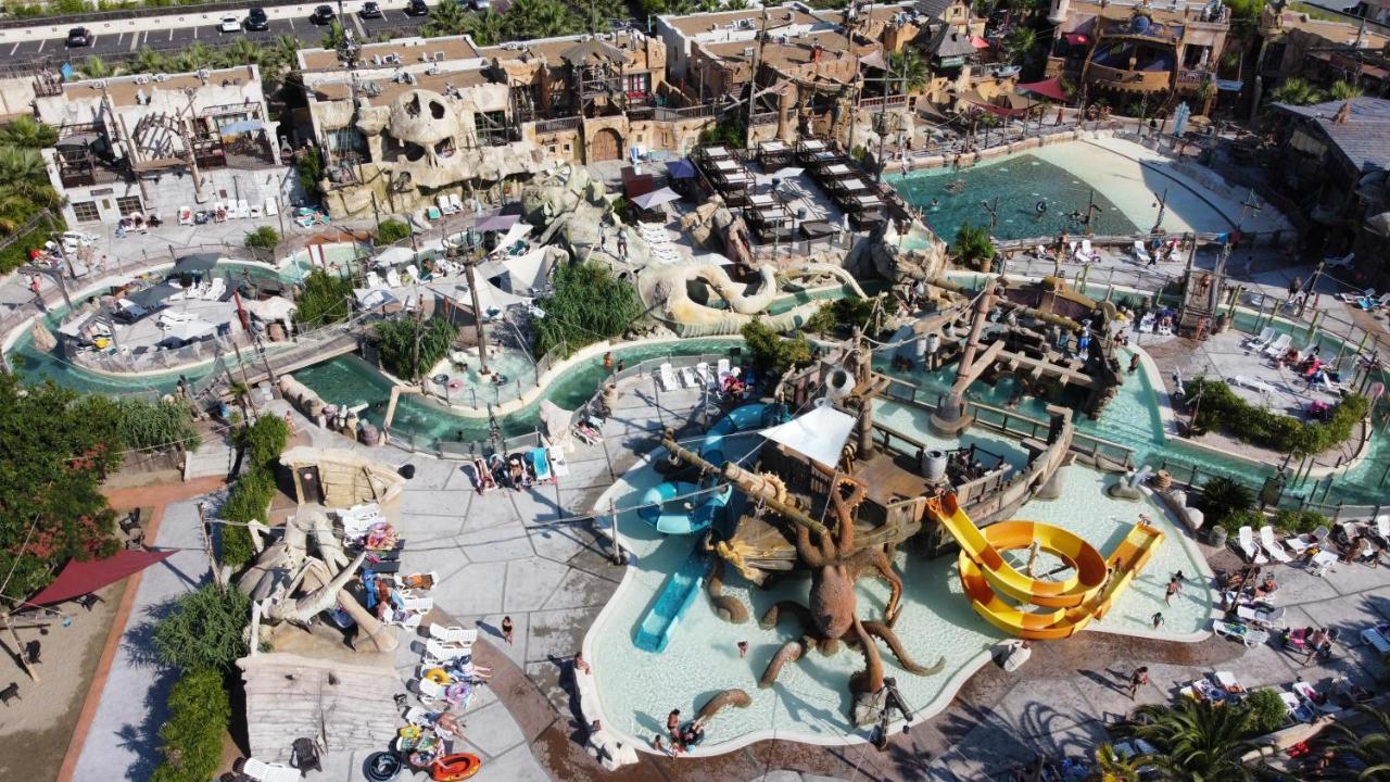 Hotel Pirates World 아그 외부 사진